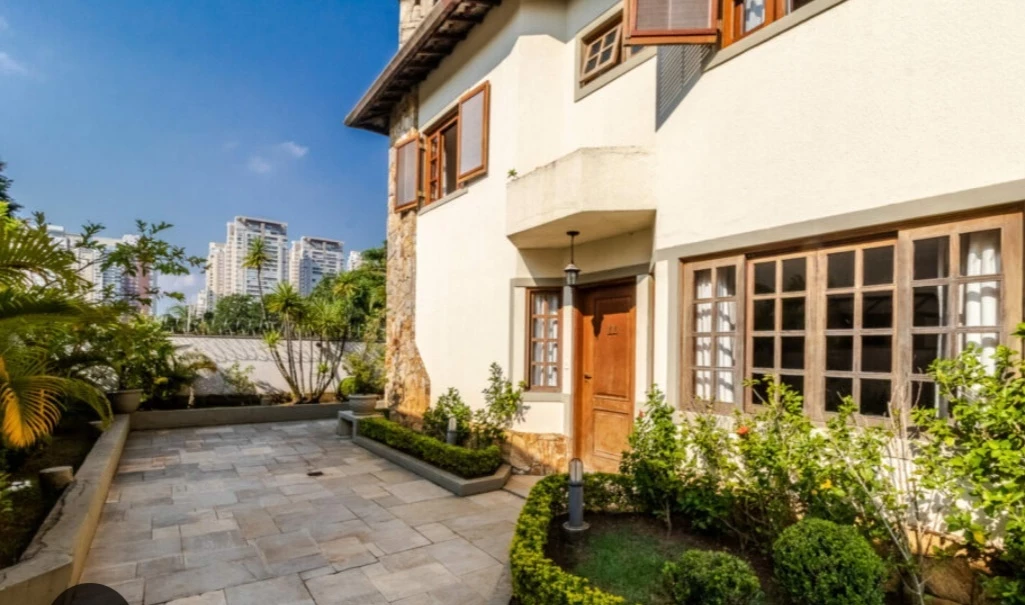 Imagem Casa de Condomínio com 4 Quartos à Venda ou Locação, 356 m² em Brás - São Paulo Imagem Casa de Condomínio com 4 Quartos à Venda ou Locação, 356 m² em Brás - São Paulo