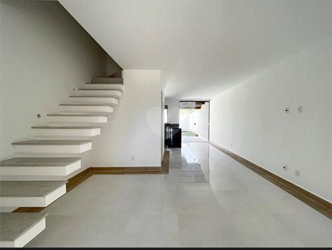 Imagem Casa de Condomínio com 3 Quartos à Venda ou Locação, 121 m²em Campo Grande - Rio de Janeiro