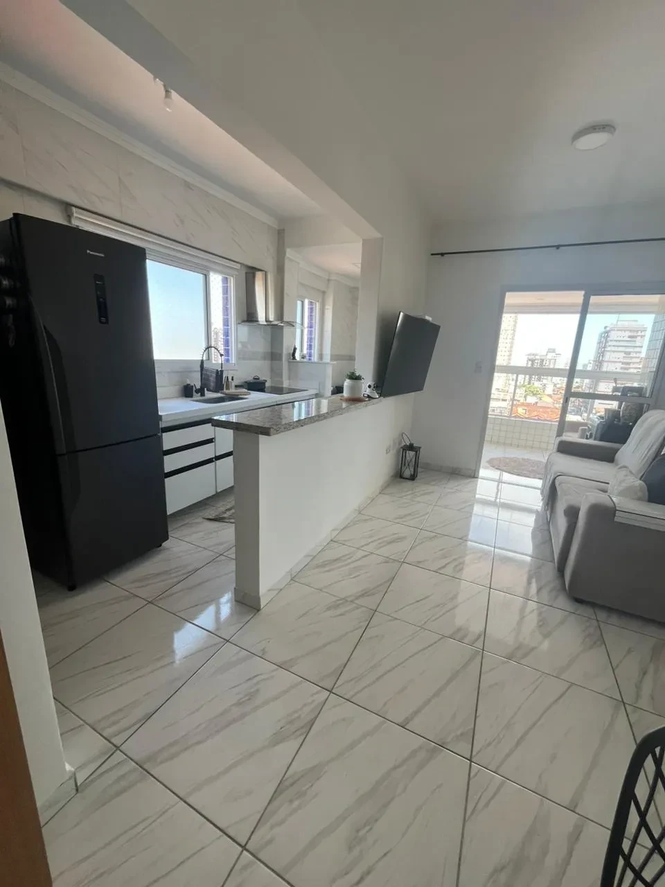 Imagem Apartamento com 2 Quartos à Venda, 67 m² em Guilhermina - Praia Grande