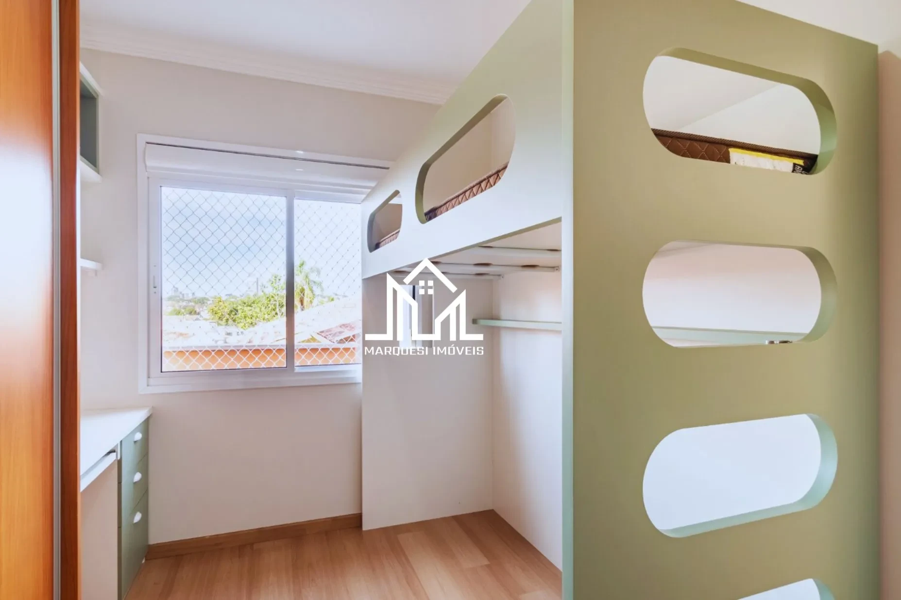 Imagem Casa de Condomínio com 3 Quartos à Venda, 162 m² em Bom Retiro - Curitiba