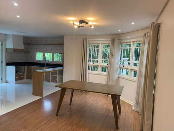 Imagem Casa com 3 Quartos à Venda, 268 m² em Centro - Picada Café