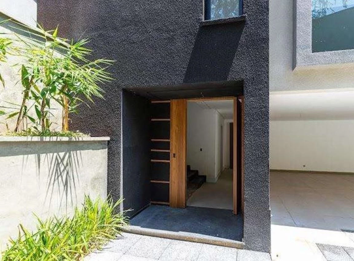 Casa de Condomínio com 4 Quartos à Venda, 719 m² em Jardim Cordeiro - São Paulo