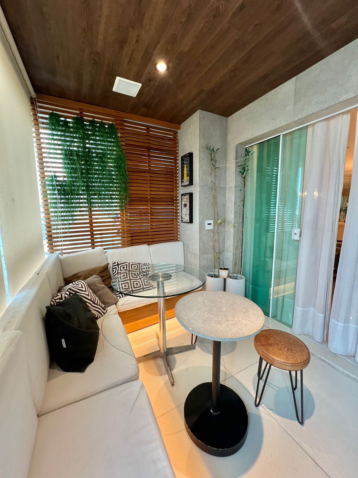 Imagem Apartamento com 2 Quartos à Venda, 107 m²em Umarizal - Belém