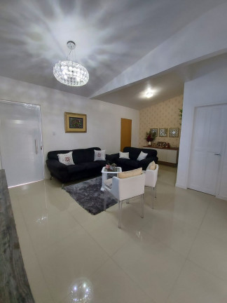 Casa com 3 Quartos à Venda,  em Planalto - Manaus