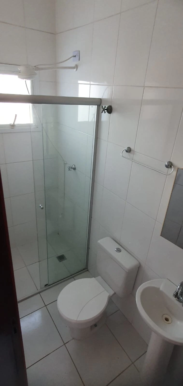 Foto do imóvel: Sobrado com 3 Quartos à Venda ou Locação, 100 m² em Praia das Palmeiras - Caraguatatuba