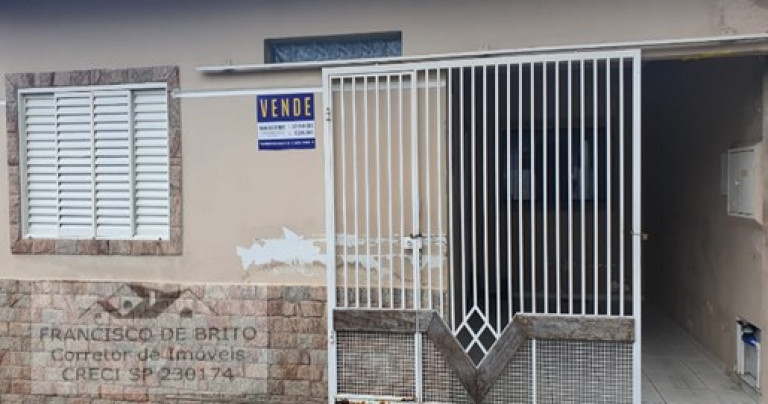 Casa com 3 Quartos à Venda, 70 m² em Vila Expedicionários Cruzeirenses - Cruzeiro