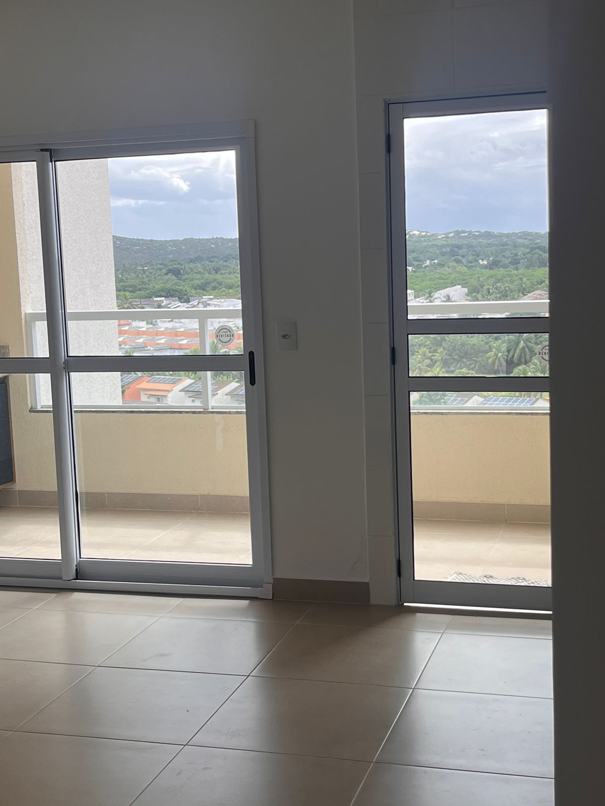 Imagem Apartamento com 2 Quartos para Alugar, 60 m²em Buraquinho - Lauro de Freitas