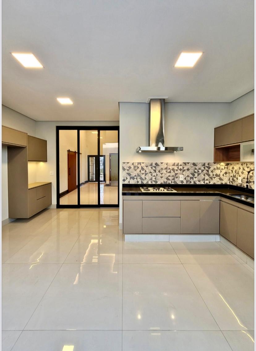 Foto do imóvel: Casa de Condomínio à Venda, 165 m² em Residencial Maria Júlia - São José do Rio Preto