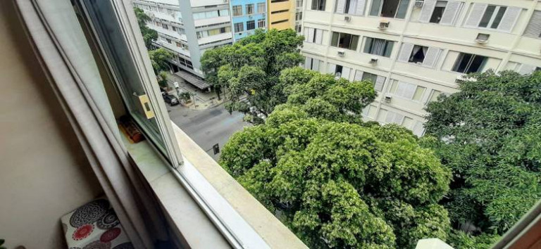 Imagem Apartamento com 2 Quartos à Venda, 100 m² em Copacabana - Rio de Janeiro