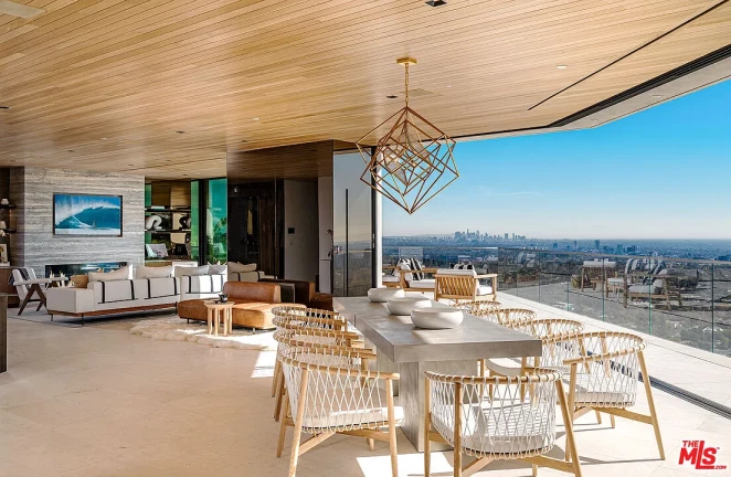 Imagem Casa de Condomínio com 4 Quartos à Venda, 650 m²em Santa Luzia - Contagem