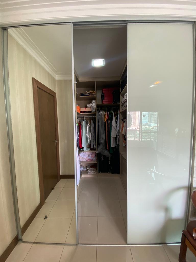 Imagem Apartamento com 4 Quartos à Venda, 198 m²em Umarizal - Belém