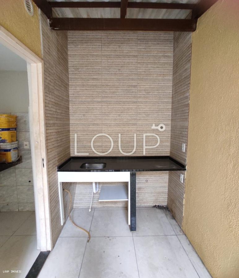 Imagem Casa de Condomínio com 2 Quartos à Venda, 63 m²em Siqueira - Fortaleza