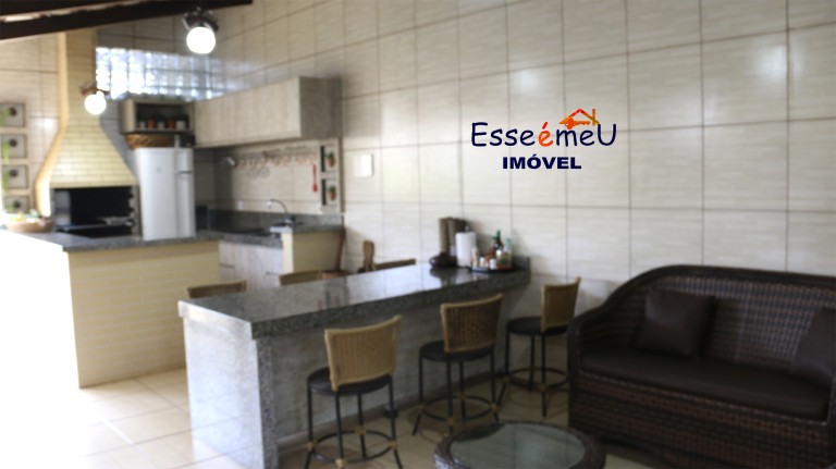 Imagem Casa com 5 Quartos à Venda, 250 m² em Jardins Madri - Goiânia