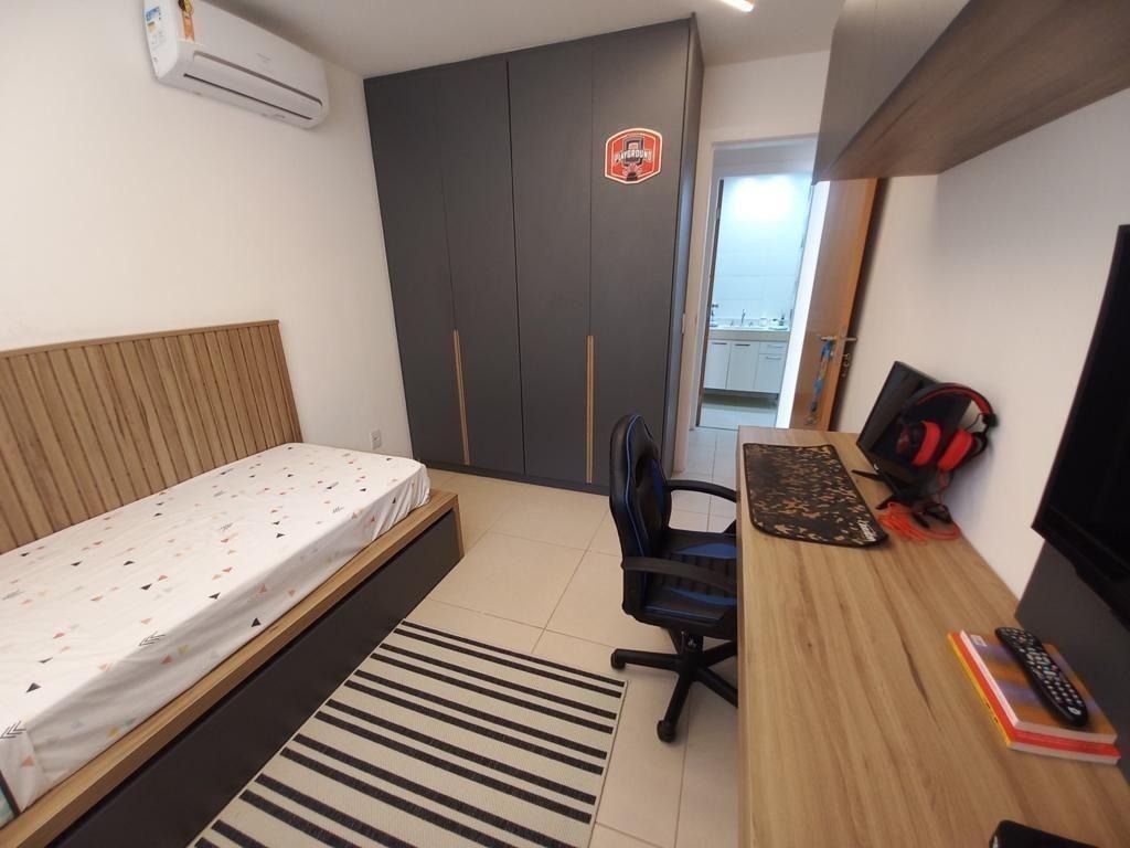 Imagem Apartamento com 4 Quartos à Venda, 128 m²em Camboinhas - Niterói