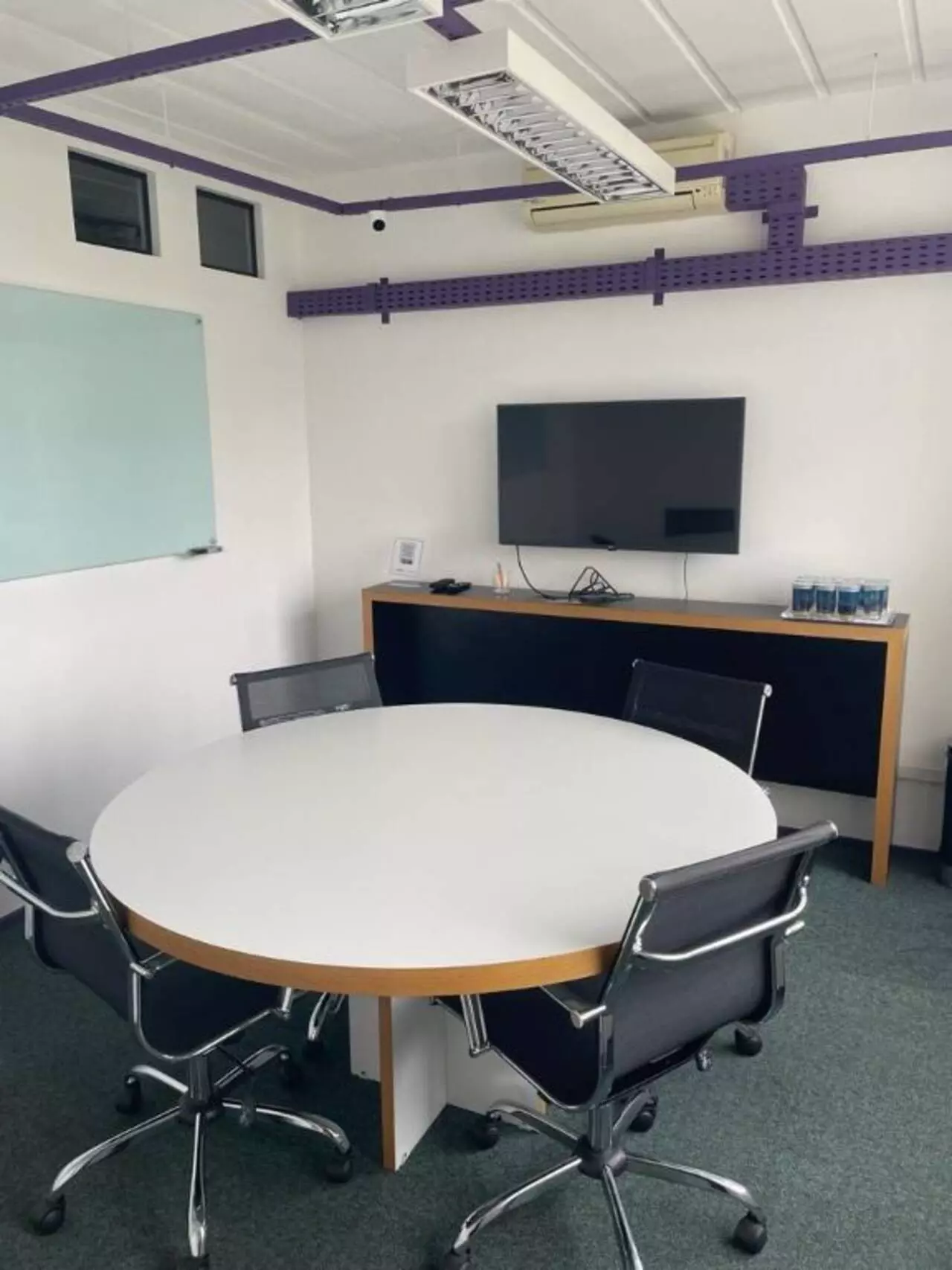 Sala Comercial à Venda ou Locação, 116 m²em Cidade Monções - São Paulo