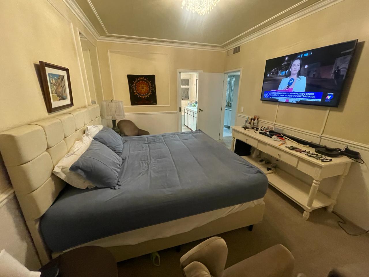 Imagem Apartamento com 4 Quartos à Venda, 224 m²em Centro - Florianópolis