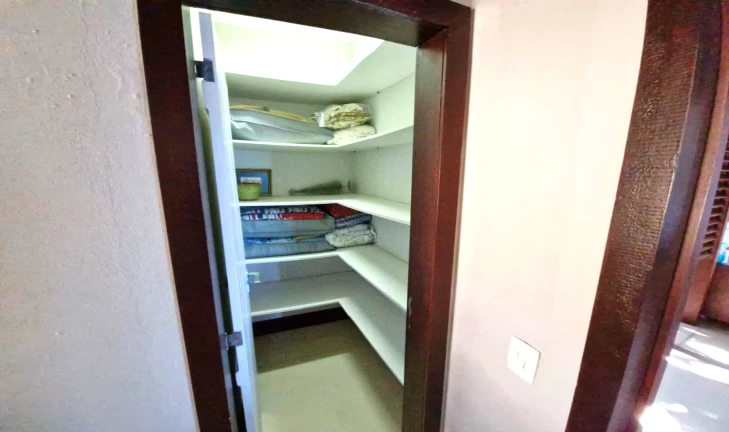 Imagem Casa de Condomínio com 5 Quartos à Venda, 410 m² em Geribá - Armação dos Búzios