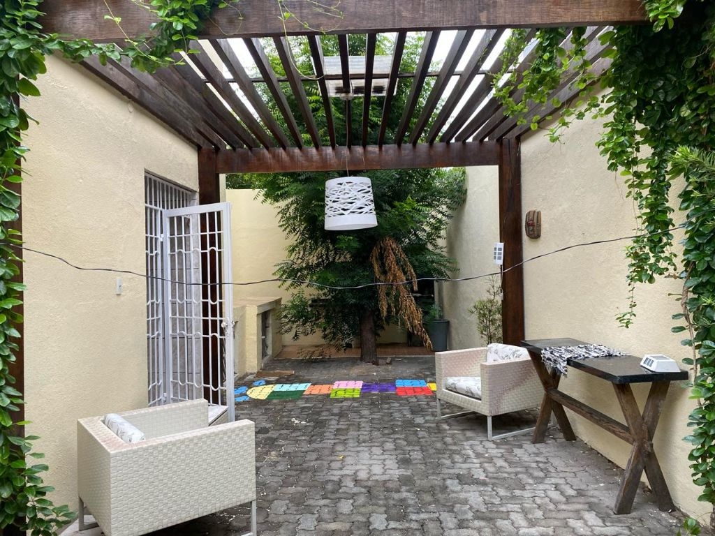 Imagem Casa com 5 Quartos para Alugar, 435 m²em Engenheiro Luciano Cavalcante - Fortaleza