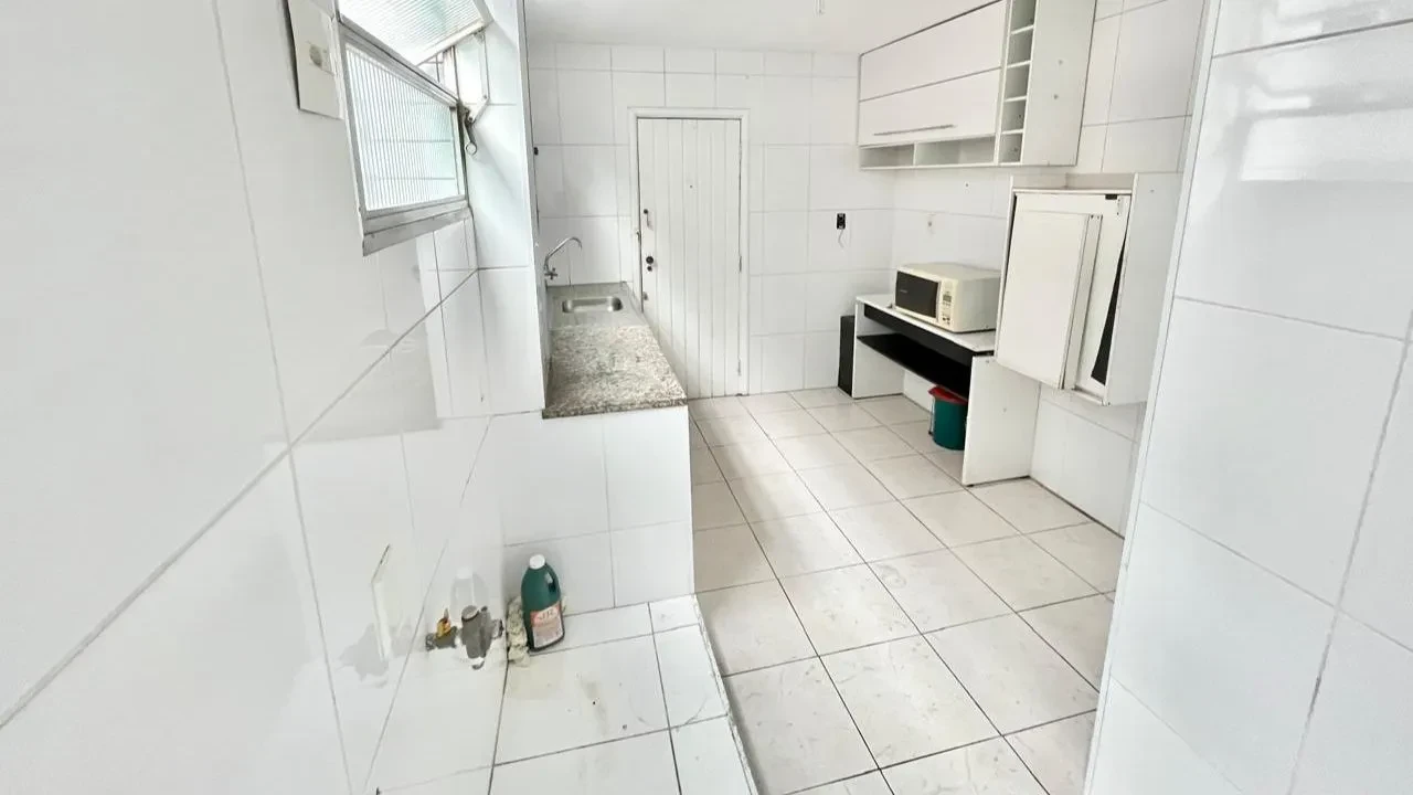 Imagem Apartamento com 2 Quartos à Venda, 90 m² em Aparecida - Santos