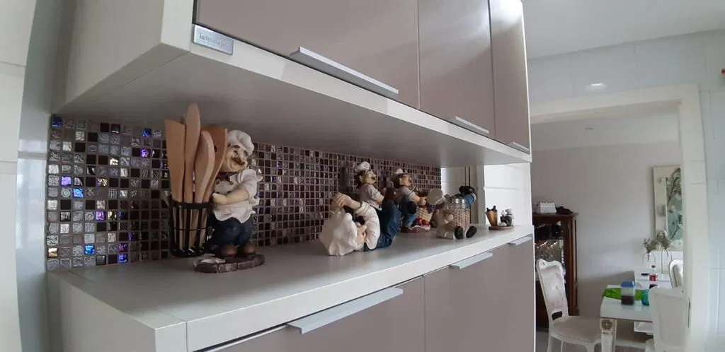 Imagem Apartamento com 4 Quartos à Venda, 287 m²em Centro - Guarapuava