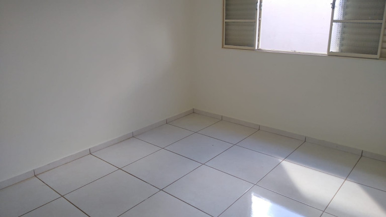 Imagem Casa com 2 Quartos à Venda,  em Amizade - Araçatuba