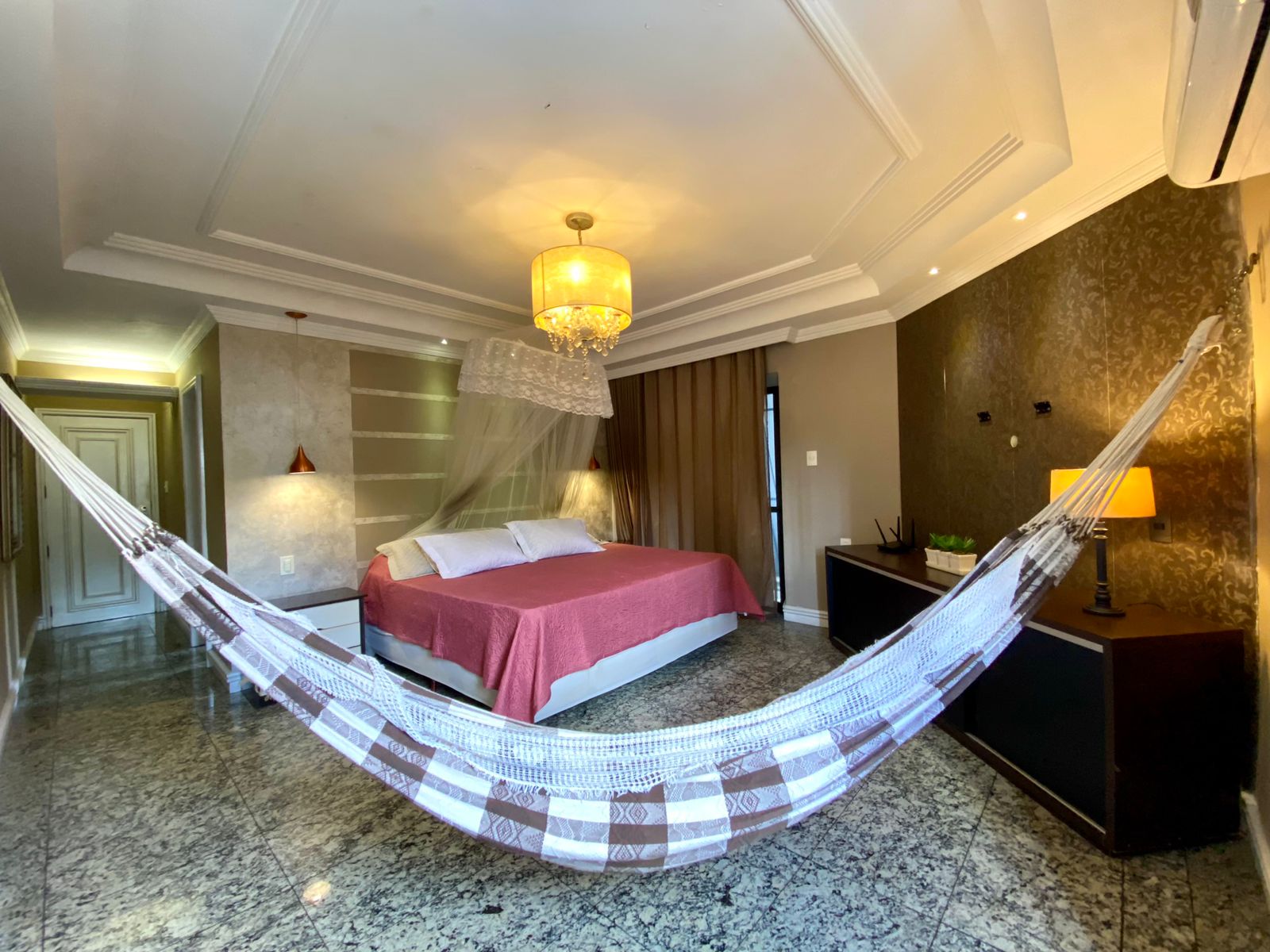 Imagem Apartamento com 3 Quartos à Venda, 270 m²em Nazaré - Belém