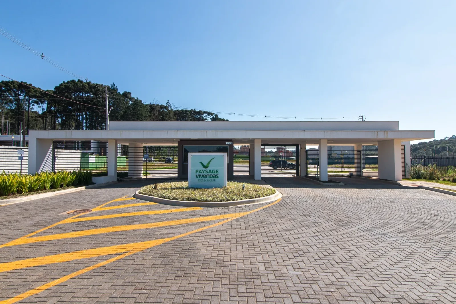 Imagem Terreno em Condomínio à Venda, 181 metros em Santa Cândida - Curitiba