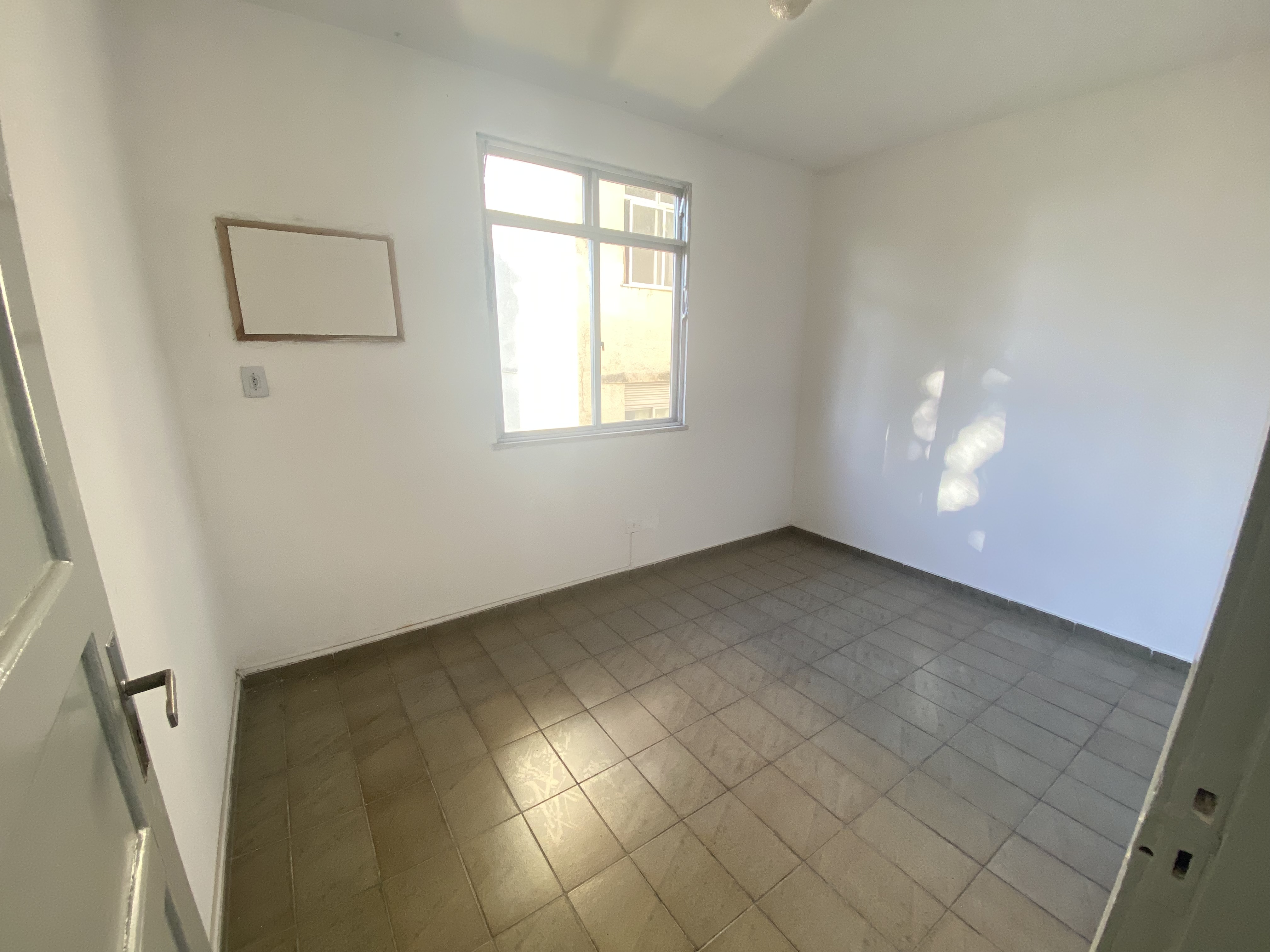 Imagem Apartamento com 2 Quartos à Venda, 60 m²em Tomás Coelho - Rio de Janeiro
