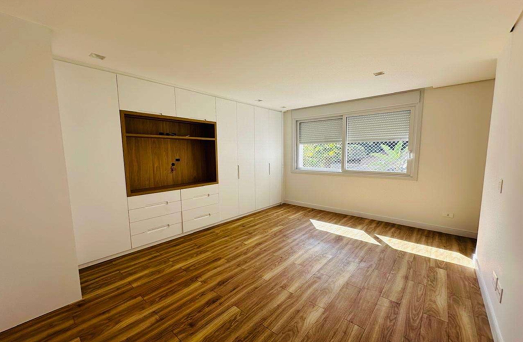 Imagem Casa de Condomínio com 4 Quartos à Venda, 365 m² em Jardim Petrópolis - São Paulo