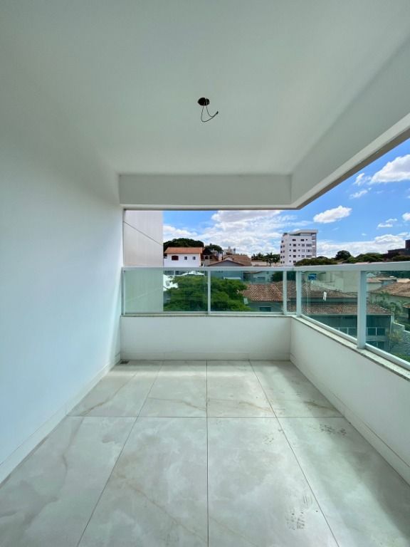 Imagem Apartamento com 4 Quartos à Venda, 138 m² em Jaraguá - Belo Horizonte
