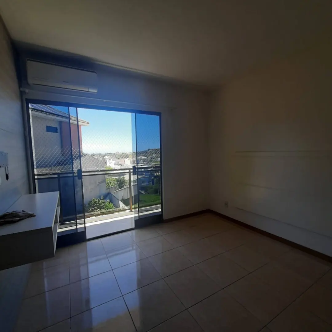 Imagem Casa de Condomínio com 3 Quartos para Alugar, 999 m²em Lagoa - Macaé