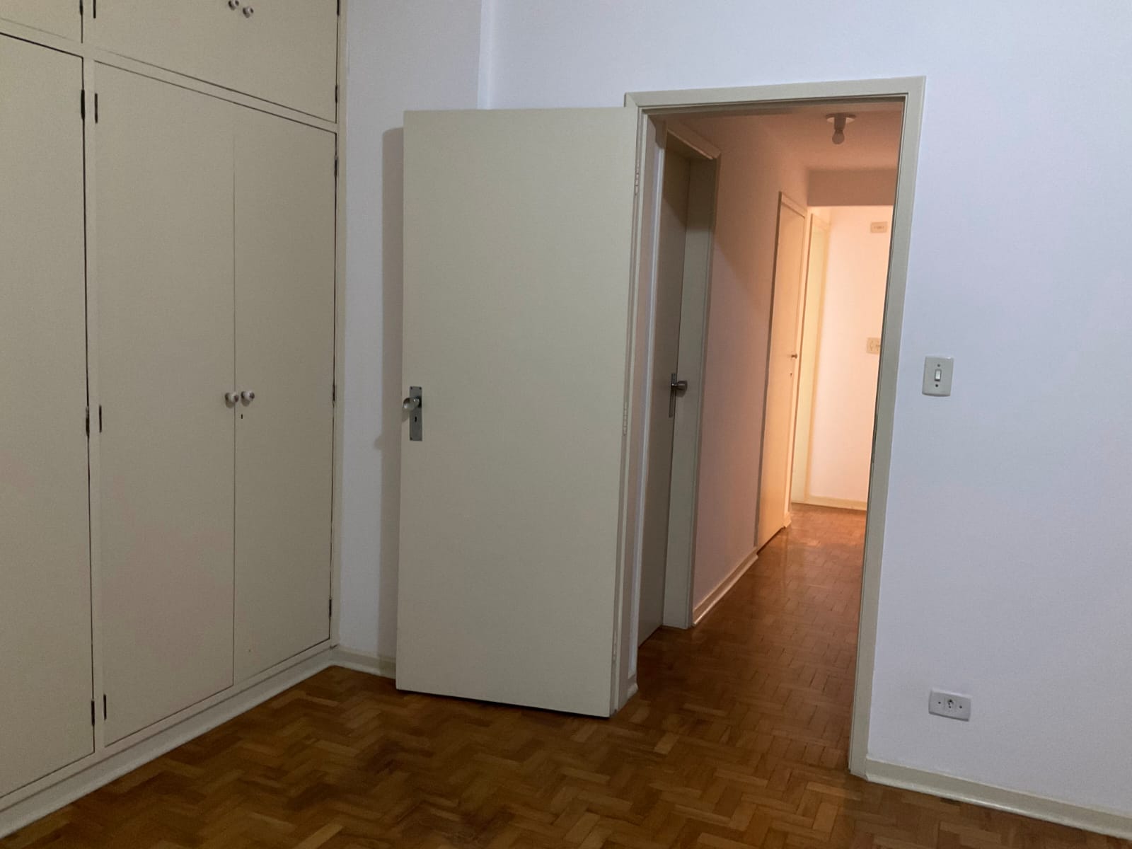Imagem Apartamento com 2 Quartos à Venda ou Locação, 85 m²em Cerqueira César - São Paulo