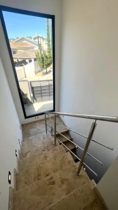 Imagem Sobrado com 3 Quartos à Venda ou Locação, 160 m² em Vila Petrópolis - Atibaia