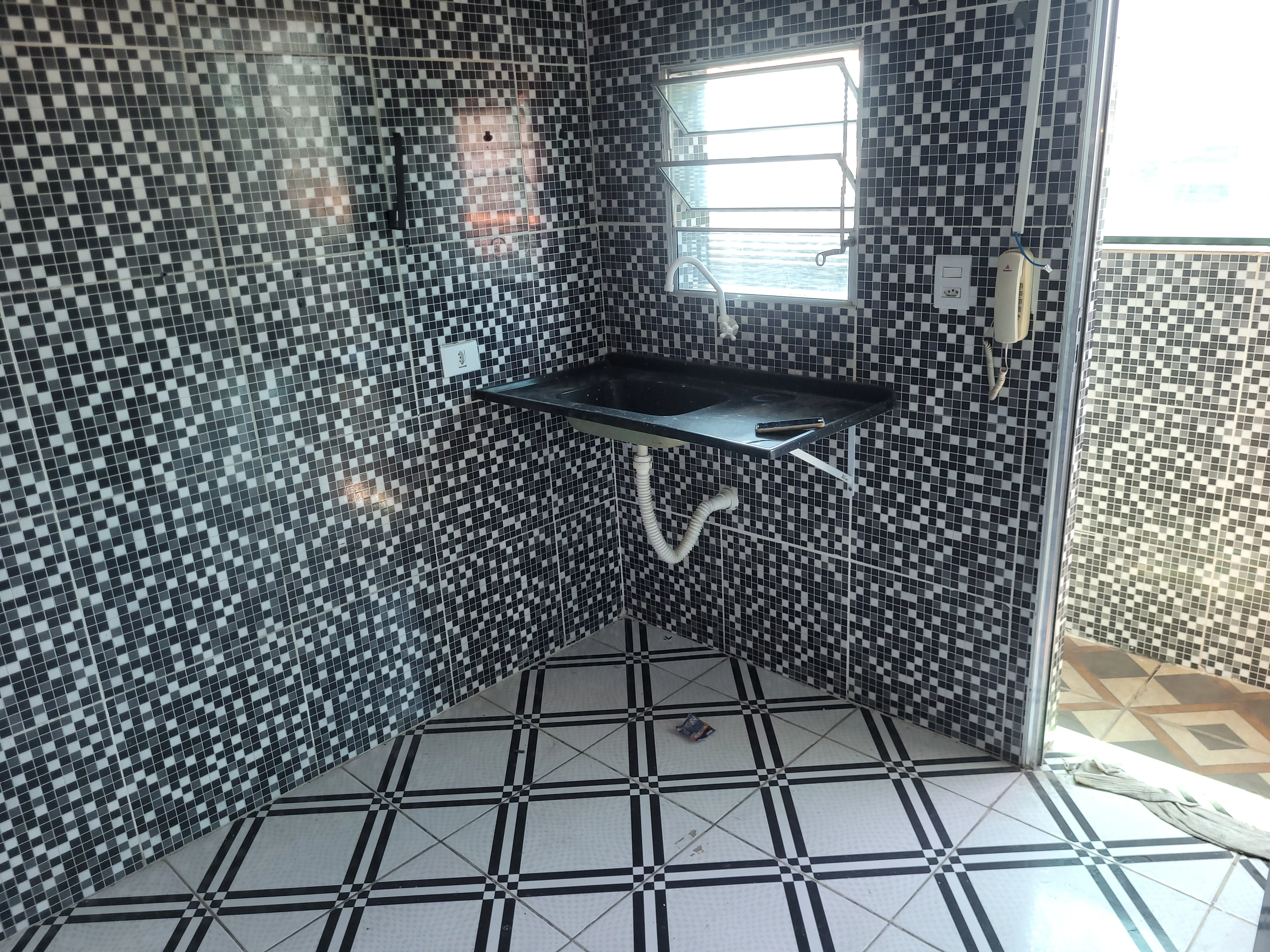 Imagem Kitnet com 1 Quarto para Alugar, 30 m² em Quitaúna - Osasco