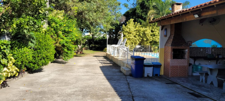 Imagem Casa com 3 Quartos à Venda, 155 m² em Campo Grande - Rio de Janeiro