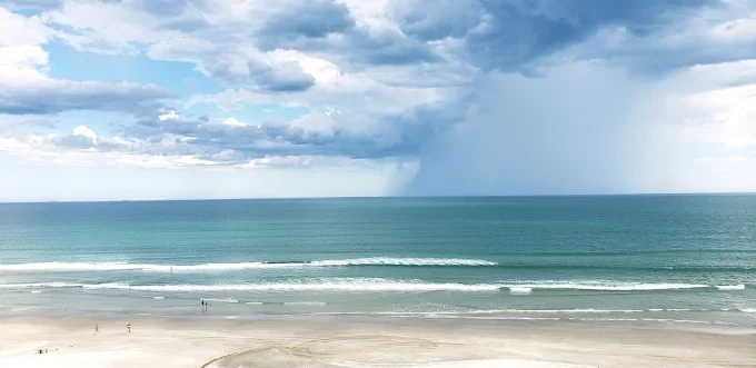 Imagem Apartamento com 2 Quartos à Venda, 65 m² em Solemar - Praia Grande