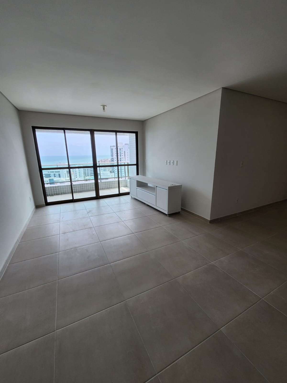 Imagem Apartamento com 4 Quartos à Venda, 136 m²em Pina - Recife