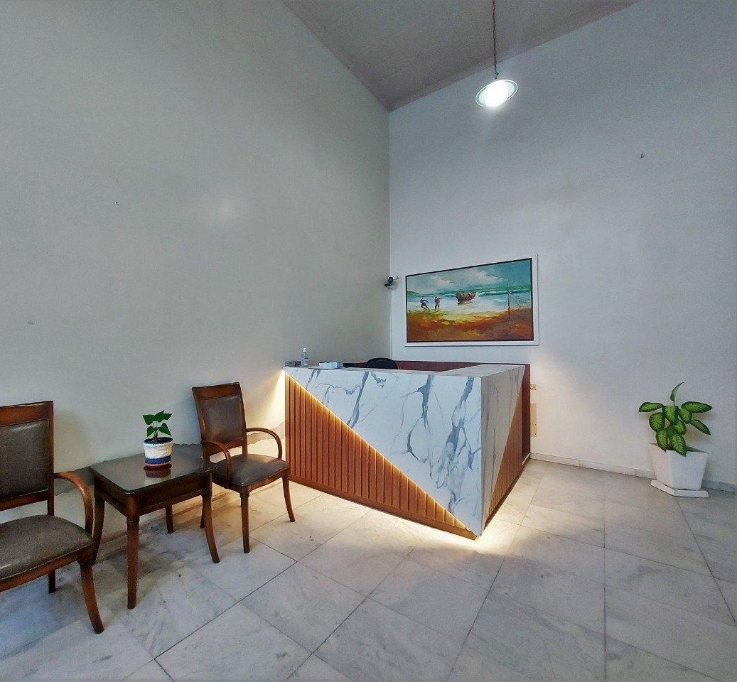 Imagem Apartamento com 2 Quartos à Venda ou Locação, 46 metro em Centro - Florianópolis
