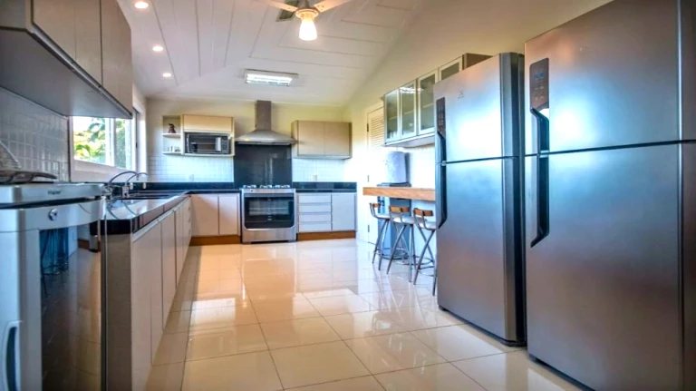 Imagem Casa com 6 Quartos à Venda, 580 m² em Ferradura - Armação dos Búzios