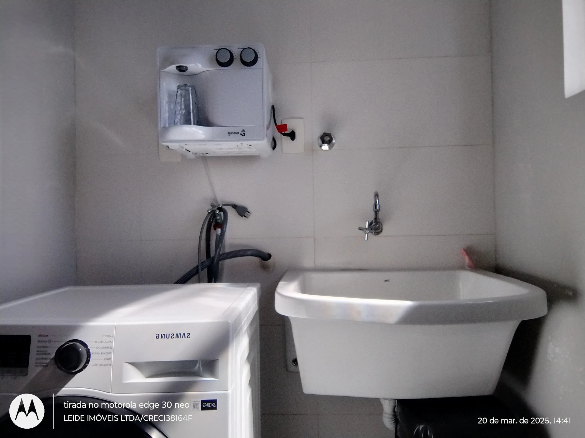 Imagem Apartamento com 2 Quartos à Venda, Locação ou Temporada, 72 metros em Centro - Florianópolis