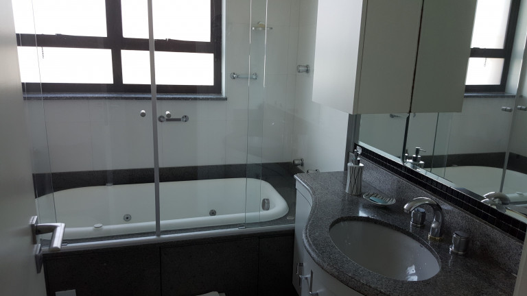 Imagem Apartamento com 5 Quartos à Venda,  em Jardim Vila Mariana - São Paulo