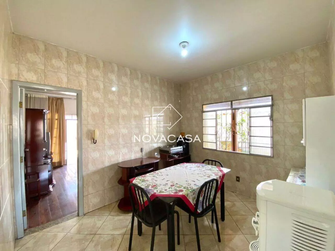 Foto do imóvel: Casa com 3 Quartos à Venda, 147 m² em Heliópolis - Belo Horizonte