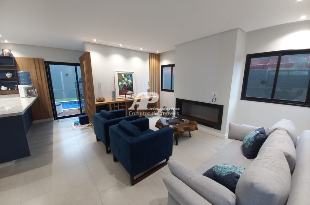 Imagem Casa de Condomínio com 3 Quartos à Venda, 247 m²em Jardim Carvalho - Ponta Grossa