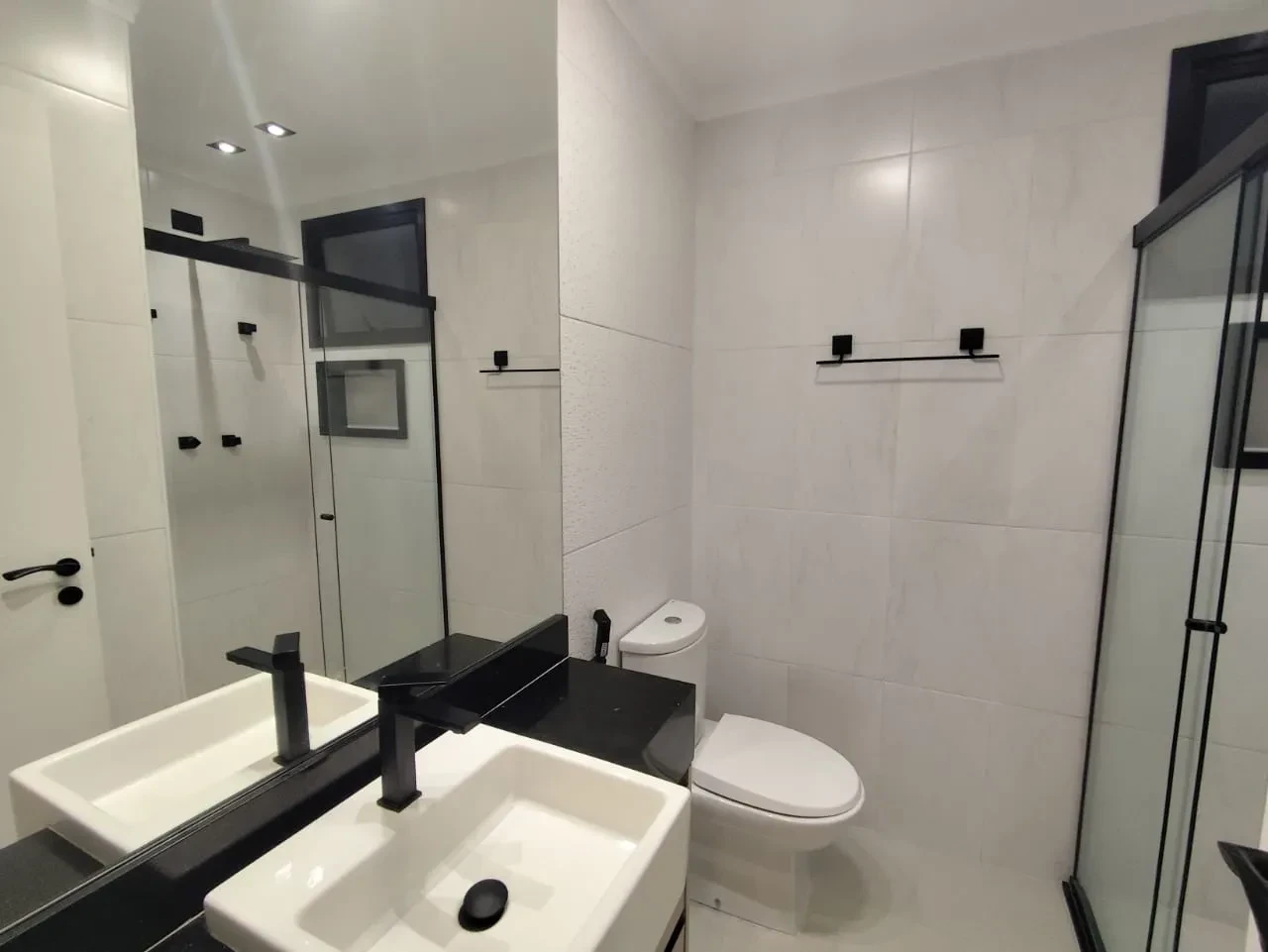 Imagem Cobertura com 3 Quartos à Venda, 19166 metros em Pompéia - Santos