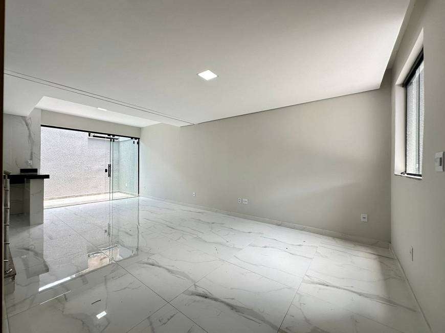 Foto do imóvel: Casa com 3 Quartos à Venda, 128 m² em Santa Mônica - Belo Horizonte