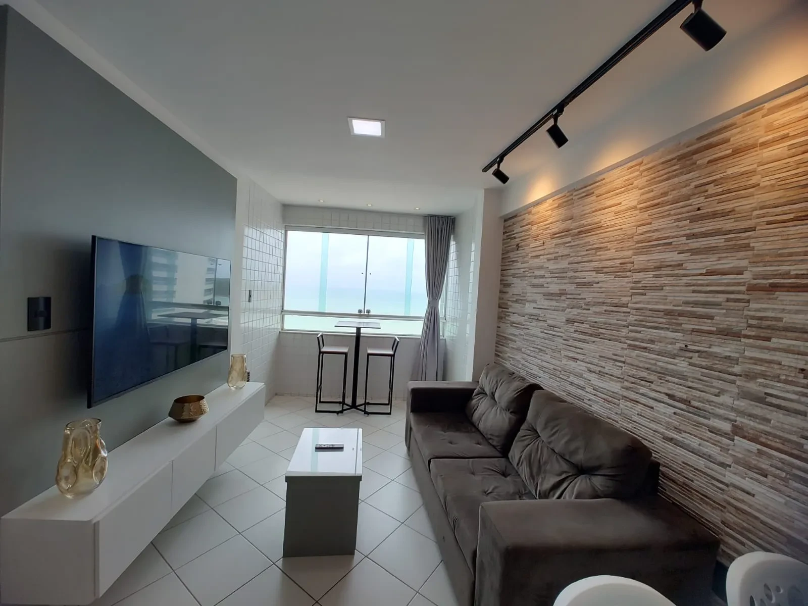 Imagem Apartamento com 2 Quartos à Venda, 55 metros em Ponta Negra - Natal