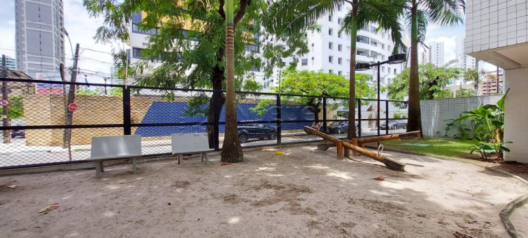 Imagem Apartamento com 2 Quartos à Venda, 55 m² em Espinheiro - Recife