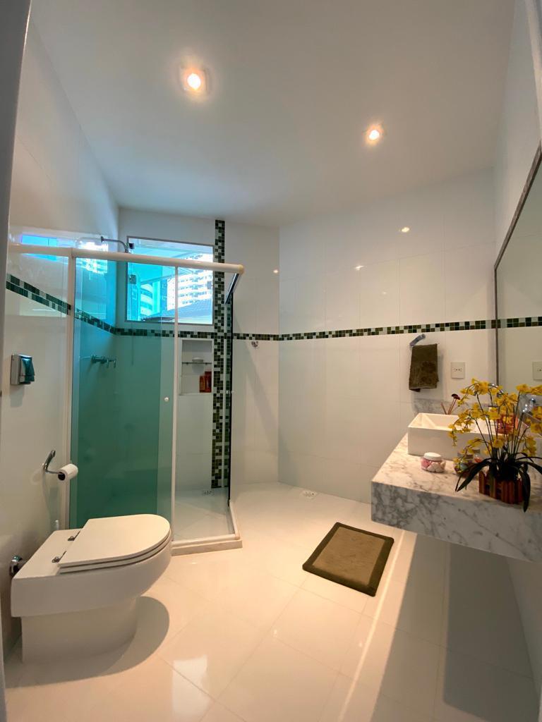 Foto do imóvel: Casa de Condomínio com 6 Quartos à Venda, 700 m² em Barra da Tijuca - Rio de Janeiro