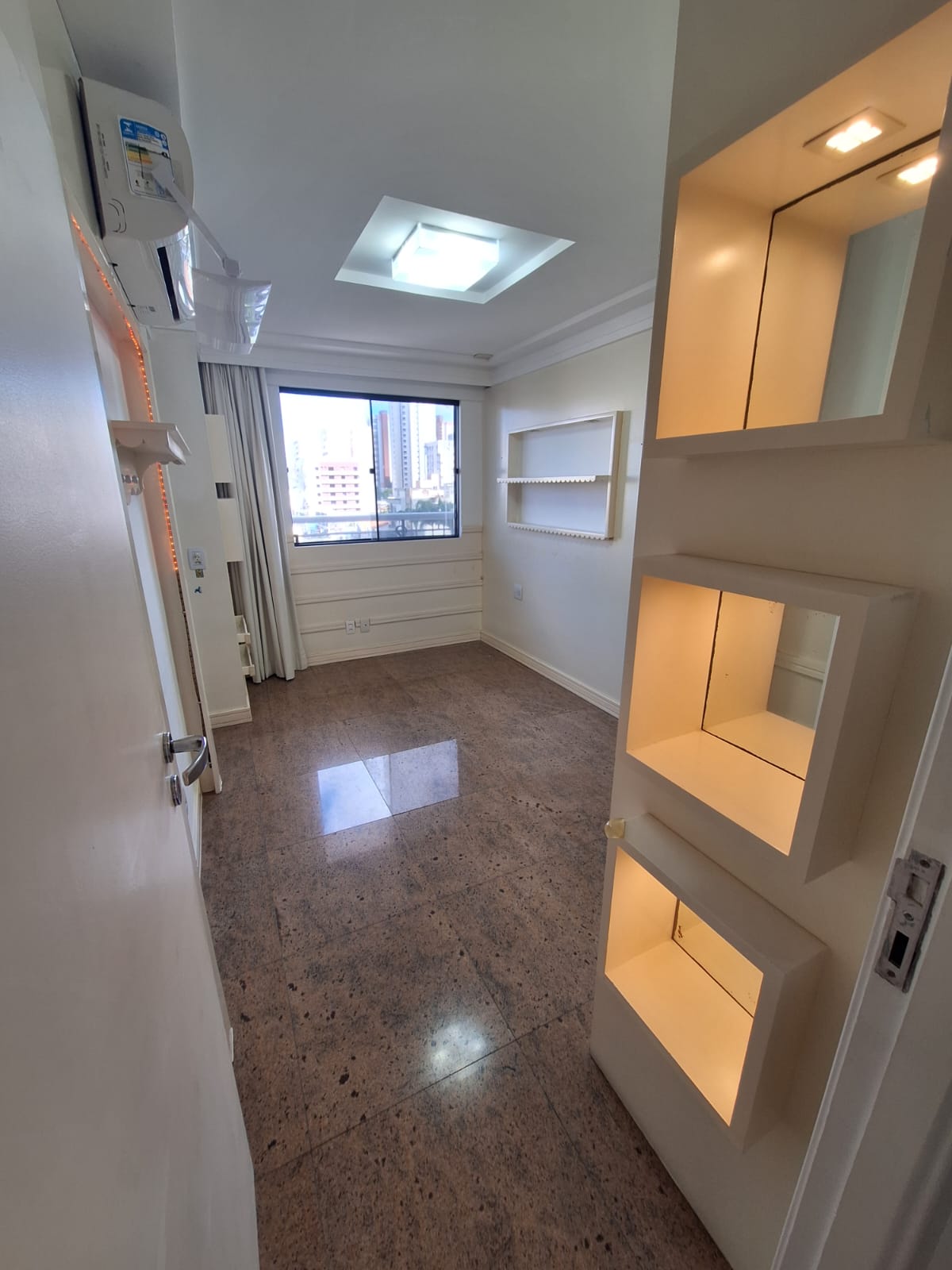 Imagem Apartamento com 3 Quartos à Venda, 150 m² em Aldeota - Fortaleza