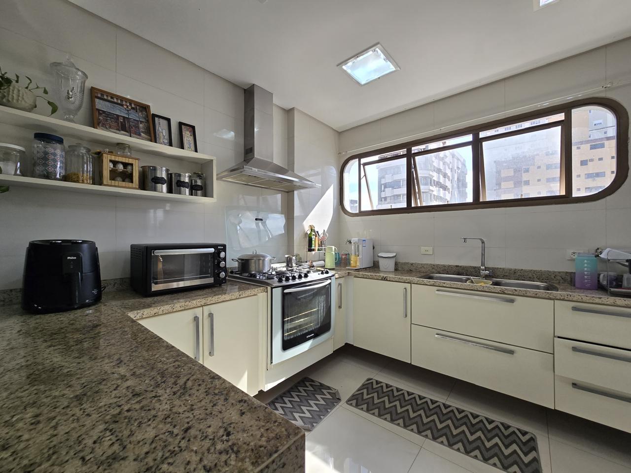 Foto do imóvel: Apartamento com 3 Quartos à Venda, 153 m²em Gonzaga - Santos